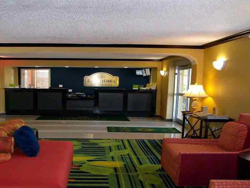 La Quinta Inn & Suites Талса Інтер'єр фото